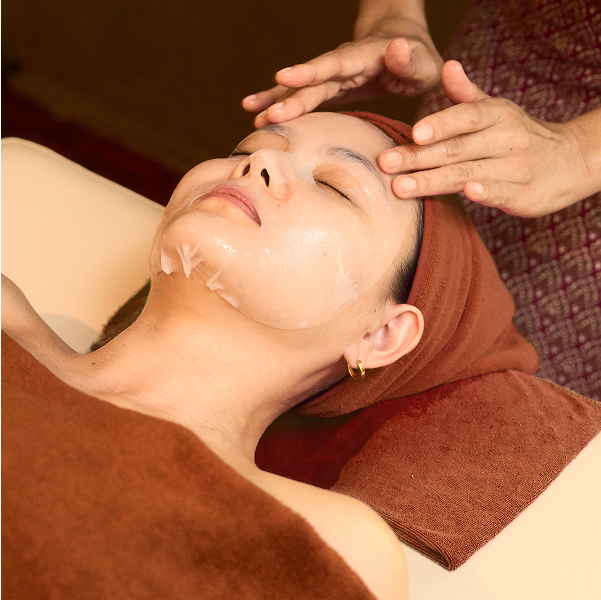 Promotion Bird’s Nest Collagen & Moisture Boost Facial